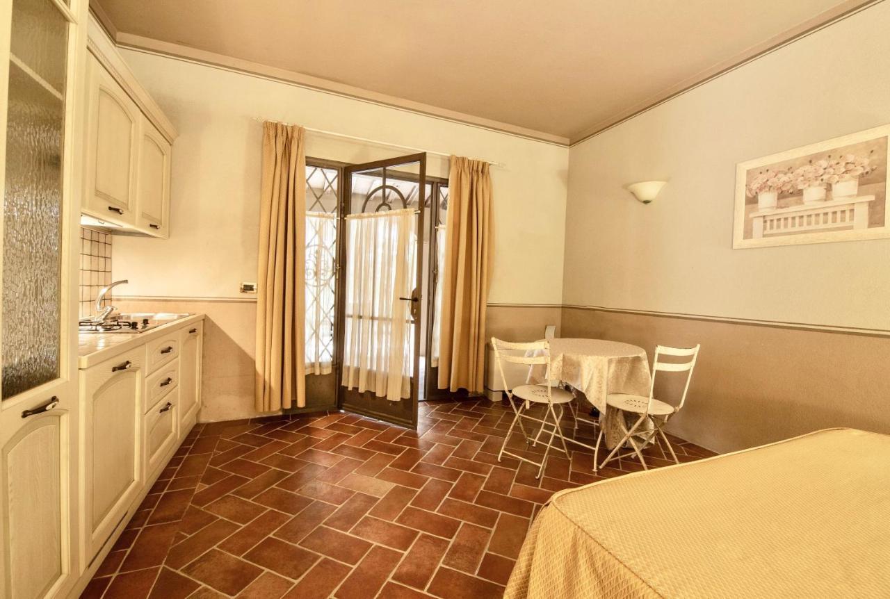 Apartments In Residence With Swimming Pool In Monteverdi Marittimo Exteriér fotografie