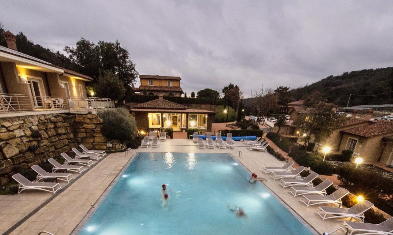Apartments In Residence With Swimming Pool In Monteverdi Marittimo Exteriér fotografie